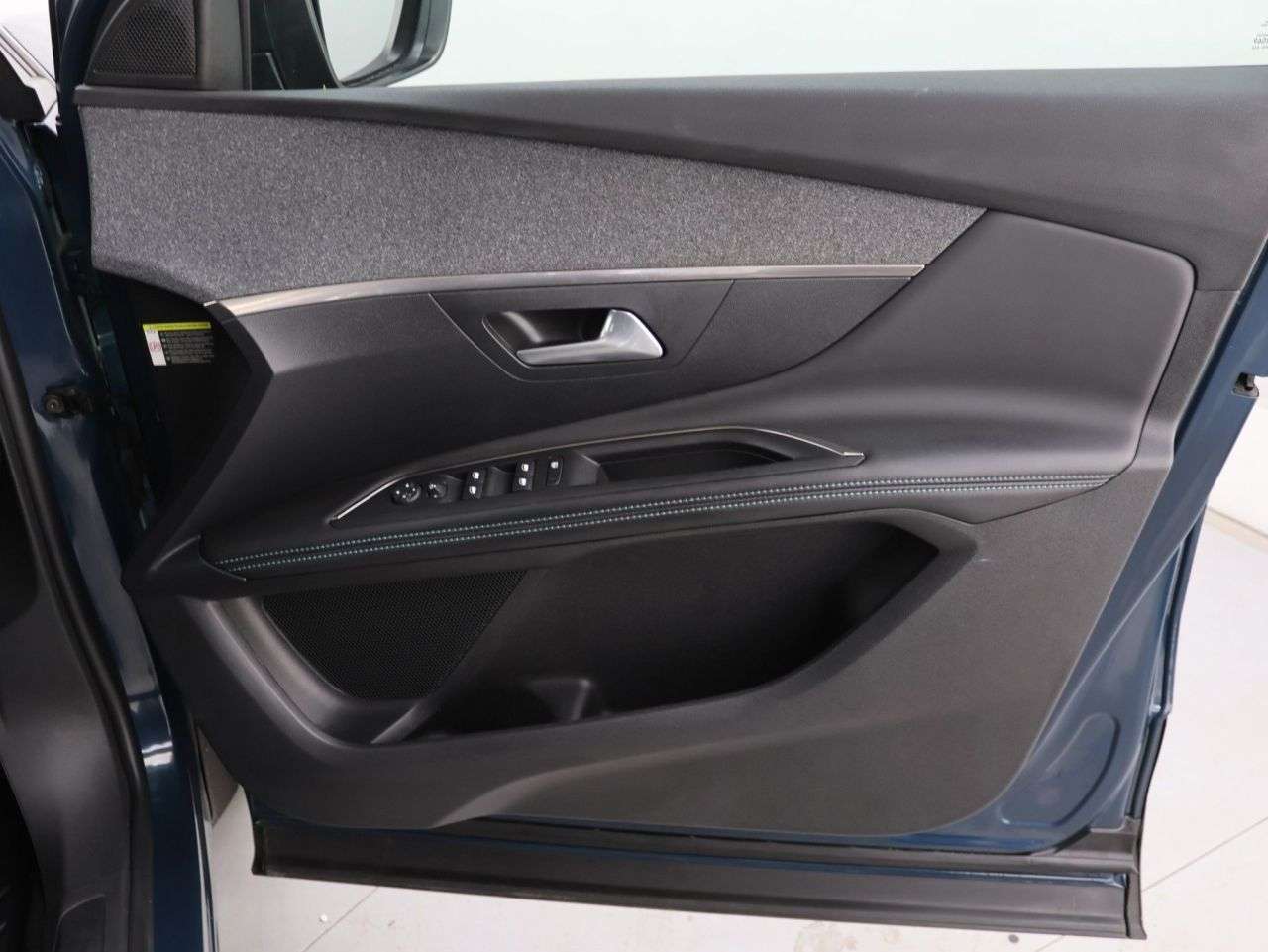 2022 PEUGEOT 3008 2022 PEUGEOT 3008