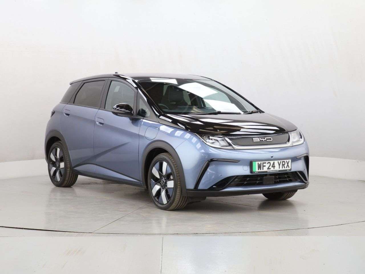 A 2024 BYD DOLPHIN 60.48kWh Design Hatchback 5dr Electric Auto (204 ps) A 2024 BYD DOLPHIN 60.48kWh Design Hatchback 5dr Electric Auto (204 ps)