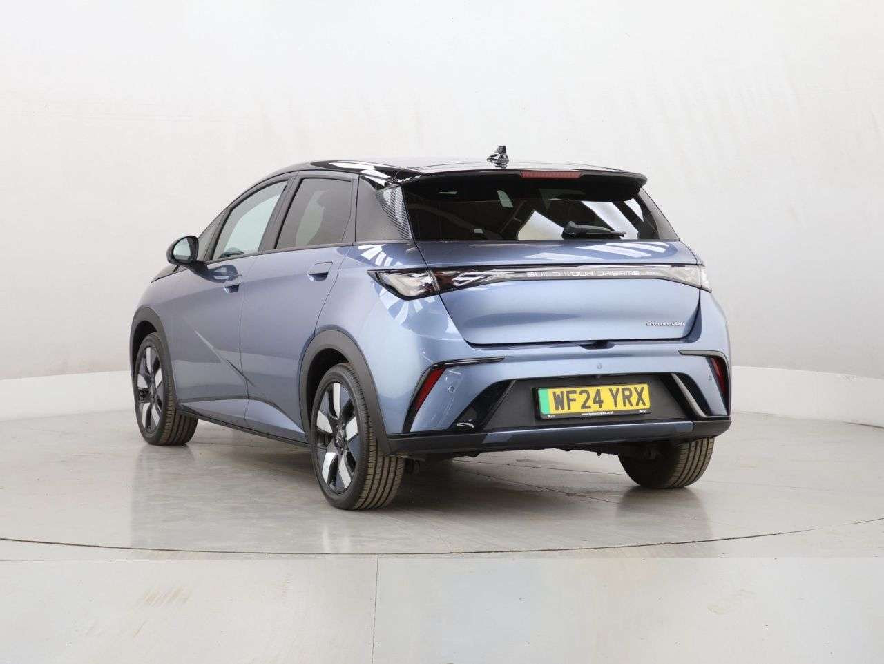 2024 BYD DOLPHIN 2024 BYD DOLPHIN