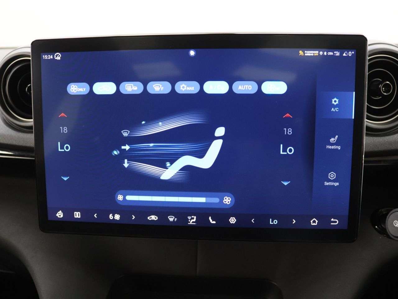 2024 BYD DOLPHIN 2024 BYD DOLPHIN