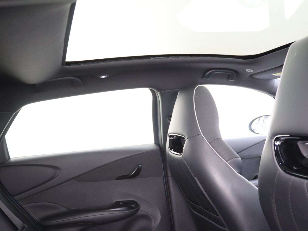 2024 BYD DOLPHIN 2024 BYD DOLPHIN