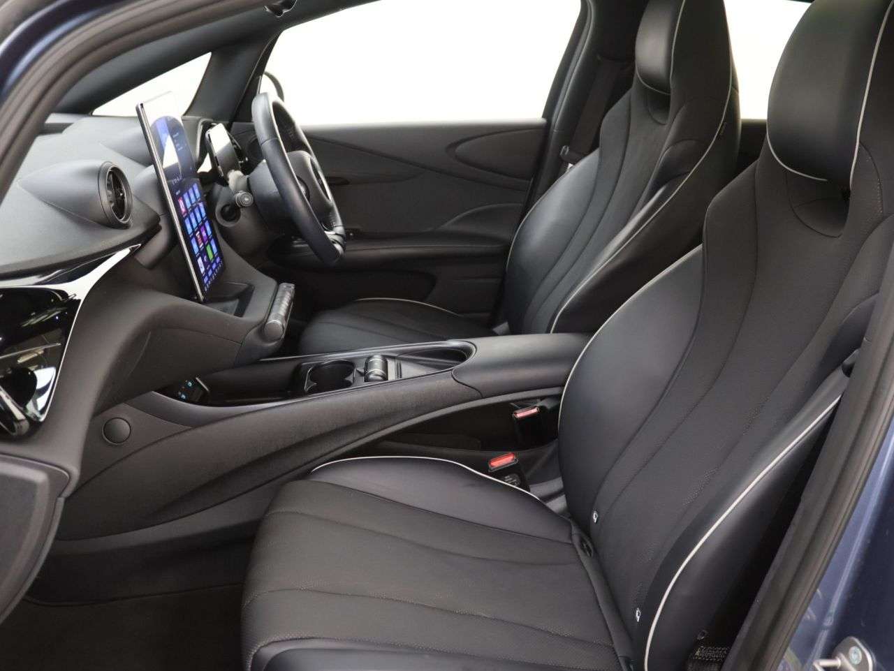 2024 BYD DOLPHIN 2024 BYD DOLPHIN