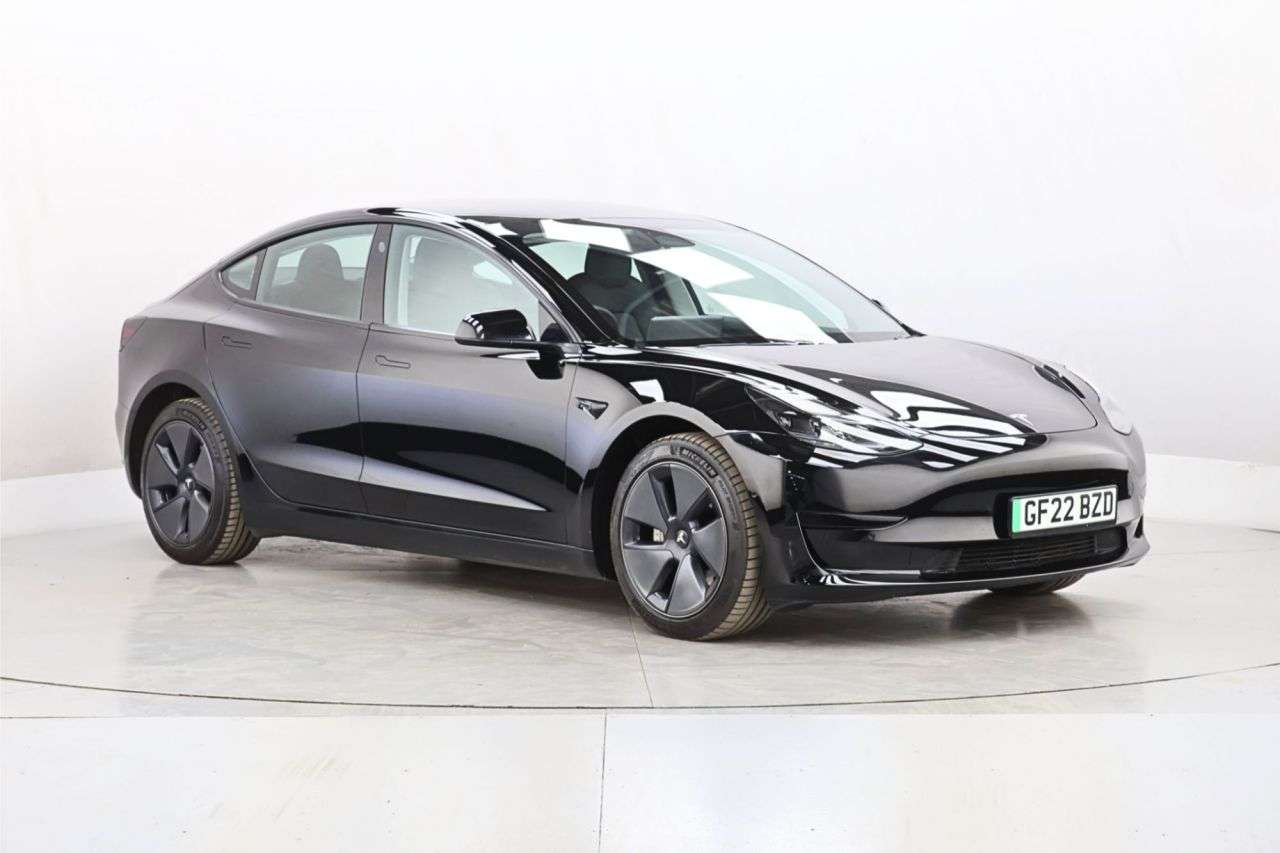 A 2022 TESLA MODEL 3 Standard Range Plus Saloon 4dr Electric Auto RWD (241 bhp) A 2022 TESLA MODEL 3 Standard Range Plus Saloon 4dr Electric Auto RWD (241 bhp)