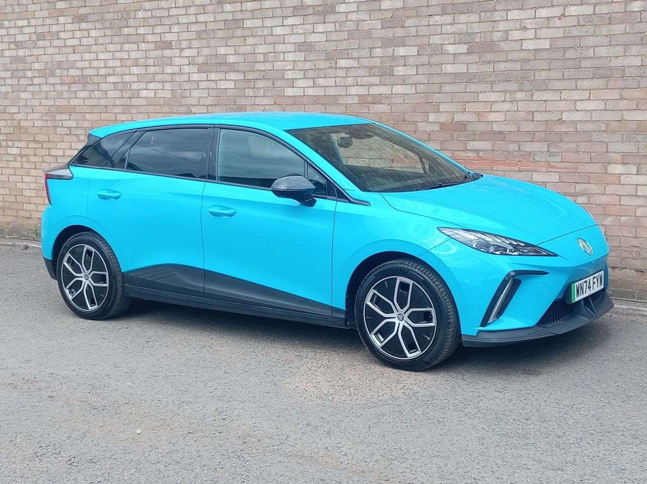A 2024 MG MG 4 64kWh Trophy Long Range Hatchback 5dr Electric Auto (203 ps) A 2024 MG MG 4 64kWh Trophy Long Range Hatchback 5dr Electric Auto (203 ps)