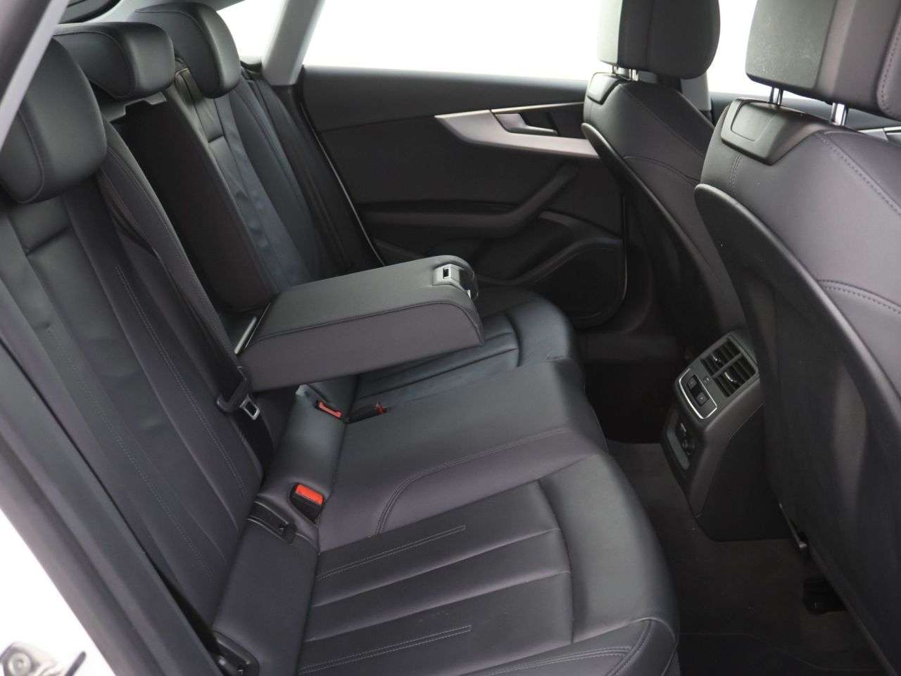 2022 AUDI A5 2022 AUDI A5