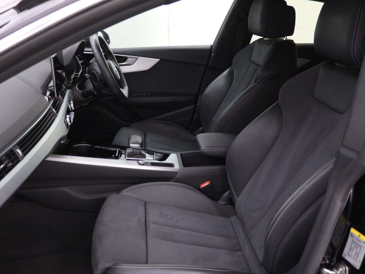 2022 AUDI A5 2022 AUDI A5