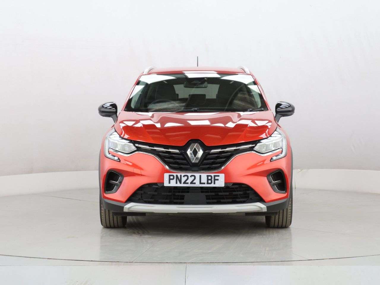 A 2022 RENAULT CAPTUR 1.6 E-TECH S Edition SUV 5dr Petrol Hybrid Auto Euro 6 (s/s) (145 ps) A 2022 RENAULT CAPTUR 1.6 E-TECH S Edition SUV 5dr Petrol Hybrid Auto Euro 6 (s/s) (145 ps)