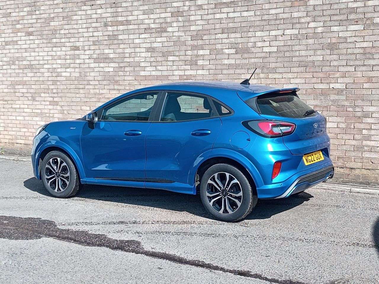 A 2022 FORD PUMA 1.0T EcoBoost MHEV ST-Line SUV 5dr Petrol Hybrid Manual Euro 6 (s/s) (125 p A 2022 FORD PUMA 1.0T EcoBoost MHEV ST-Line SUV 5dr Petrol Hybrid Manual Euro 6 (s/s) (125 p