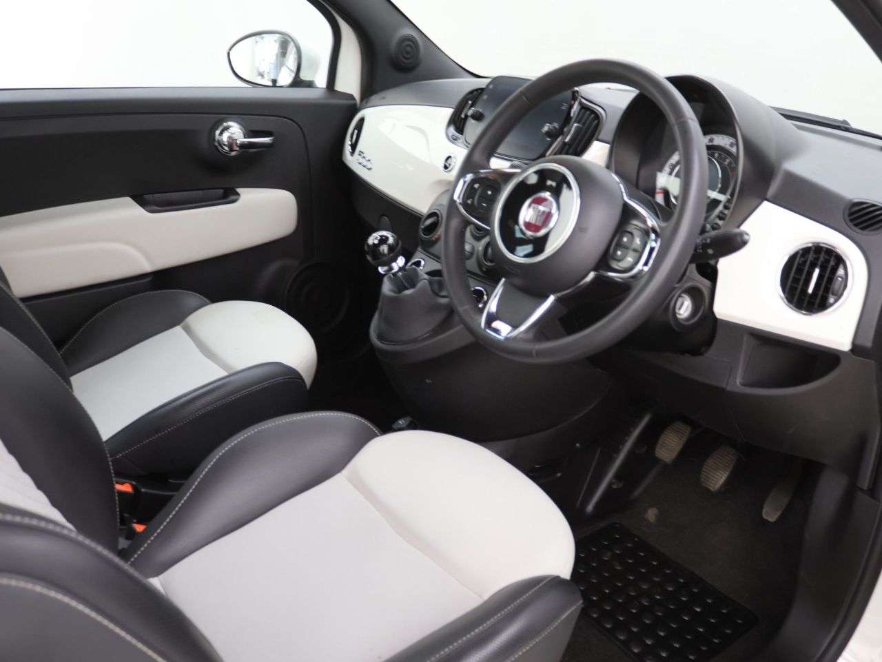 2023 FIAT 500 2023 FIAT 500