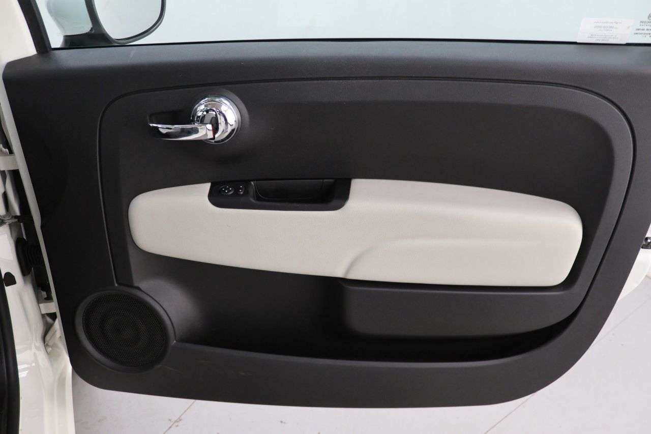 2023 FIAT 500 2023 FIAT 500