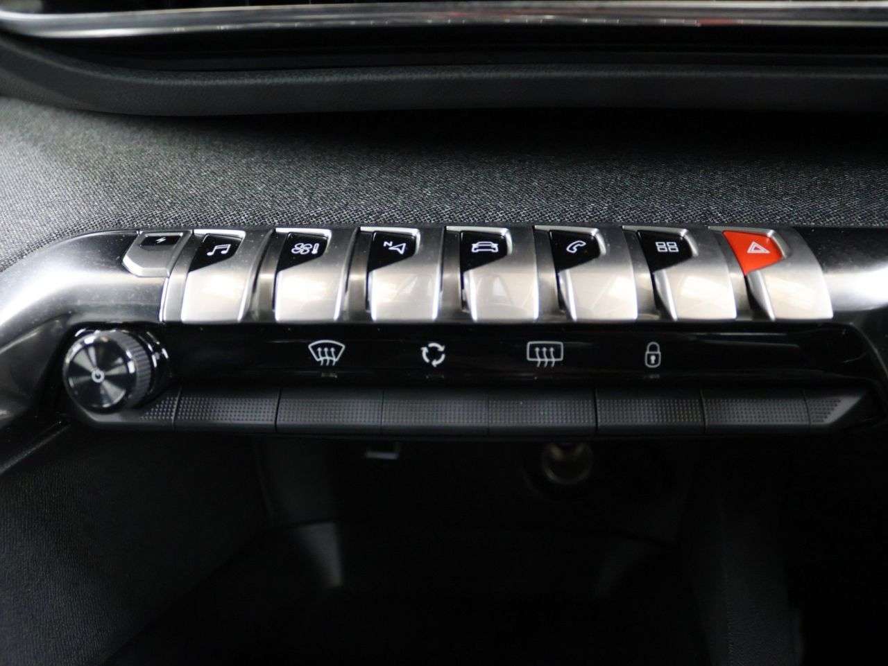 2023 PEUGEOT 3008 2023 PEUGEOT 3008