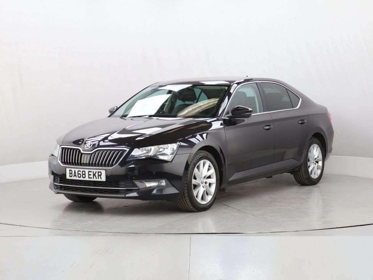 2019 SKODA SUPERB 2019 SKODA SUPERB