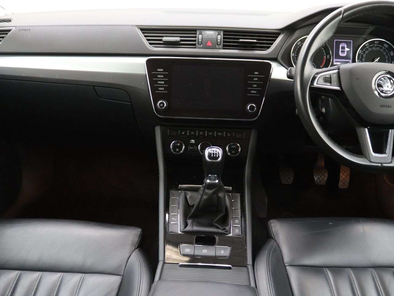 2019 SKODA SUPERB 2019 SKODA SUPERB