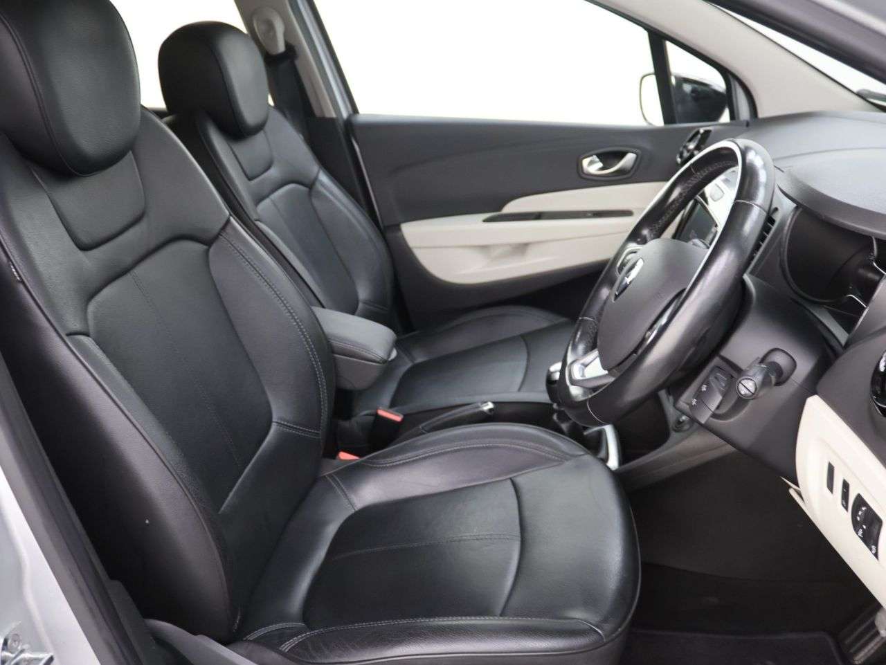 2019 RENAULT CAPTUR 2019 RENAULT CAPTUR