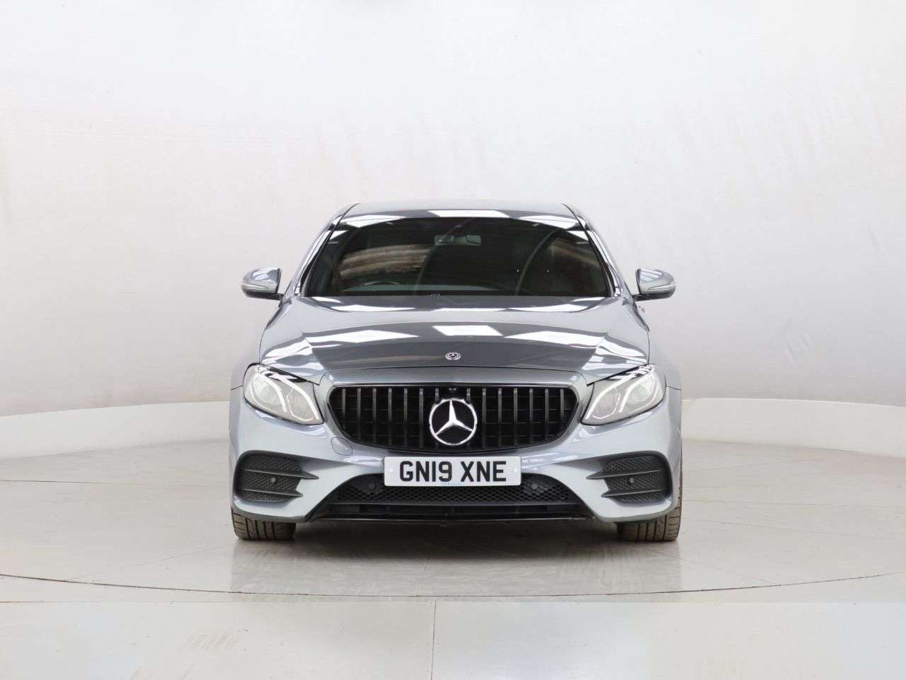 A 2019 MERCEDES-BENZ E-CLASS 2.0 E220d AMG Line Saloon 4dr Diesel G-Tronic+ Euro 6 (s/s) (194 ps) A 2019 MERCEDES-BENZ E-CLASS 2.0 E220d AMG Line Saloon 4dr Diesel G-Tronic+ Euro 6 (s/s) (194 ps)