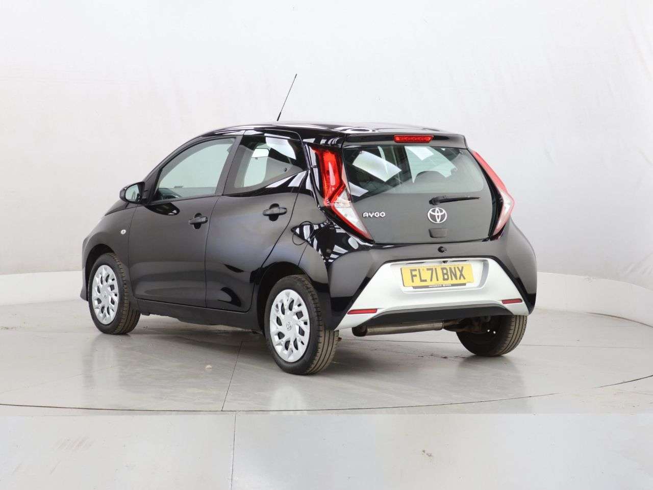 2021 TOYOTA AYGO 2021 TOYOTA AYGO