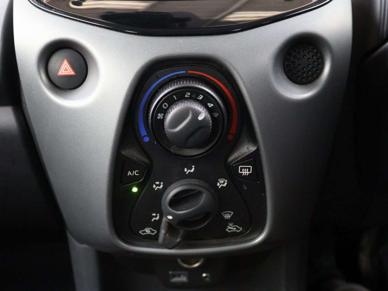 2021 TOYOTA AYGO 2021 TOYOTA AYGO