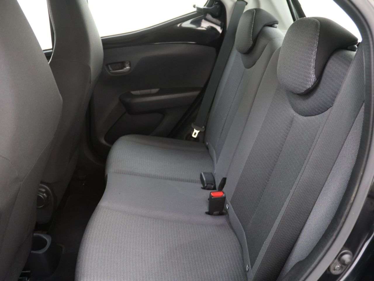 2021 TOYOTA AYGO 2021 TOYOTA AYGO