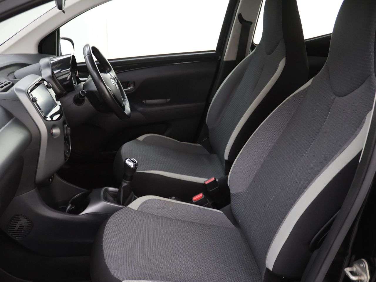 2021 TOYOTA AYGO 2021 TOYOTA AYGO
