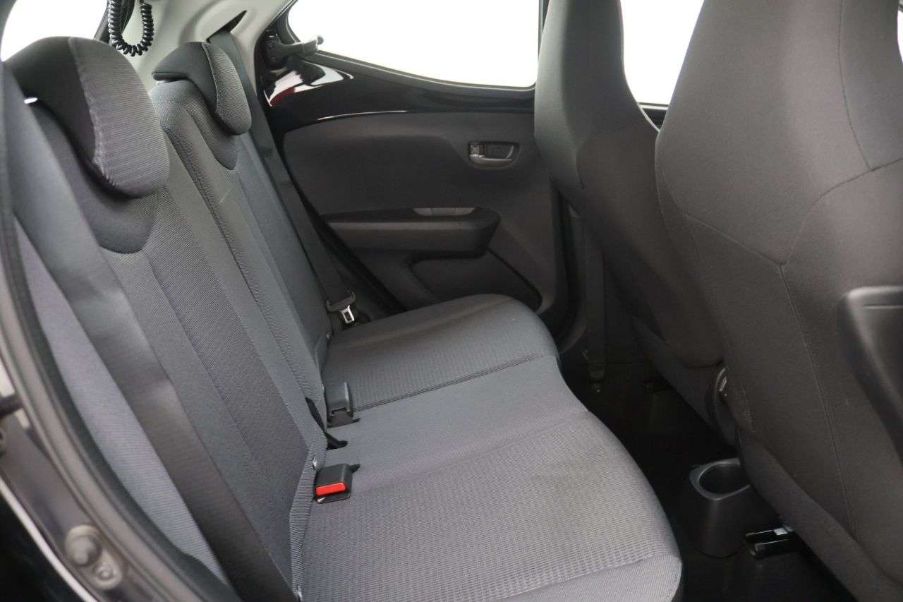 2022 TOYOTA AYGO 2022 TOYOTA AYGO
