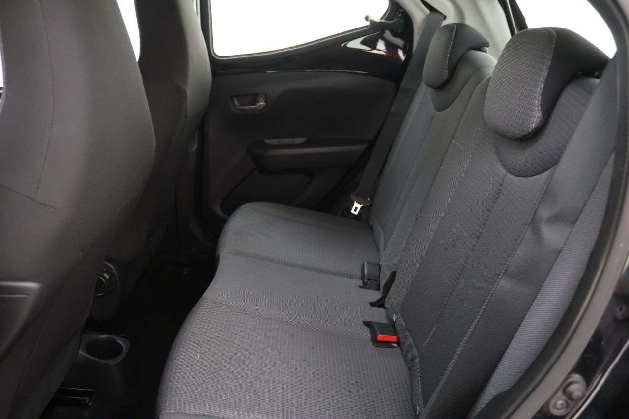 2022 TOYOTA AYGO 2022 TOYOTA AYGO