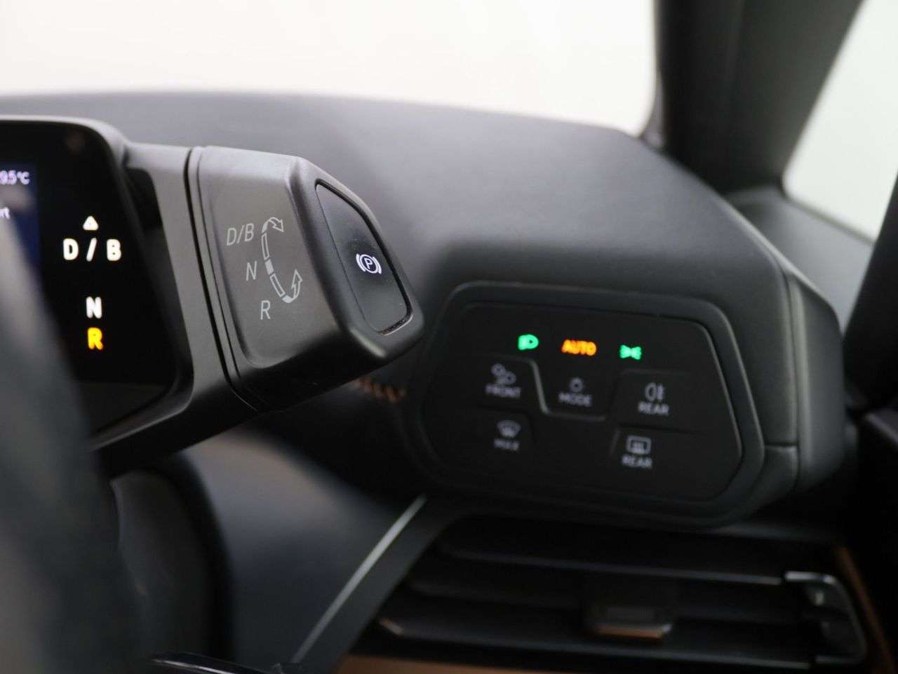 2023 CUPRA BORN 2023 CUPRA BORN