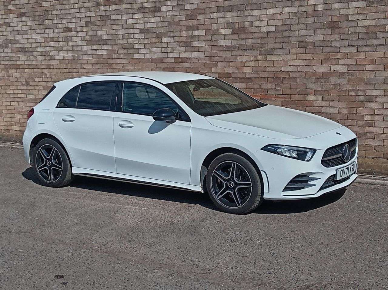 A 2021 MERCEDES-BENZ A CLASS 1.3 A250e 15.6kWh AMG Line Edition (Executive) Hatchback 5dr Petrol Plug-in A 2021 MERCEDES-BENZ A CLASS 1.3 A250e 15.6kWh AMG Line Edition (Executive) Hatchback 5dr Petrol Plug-in