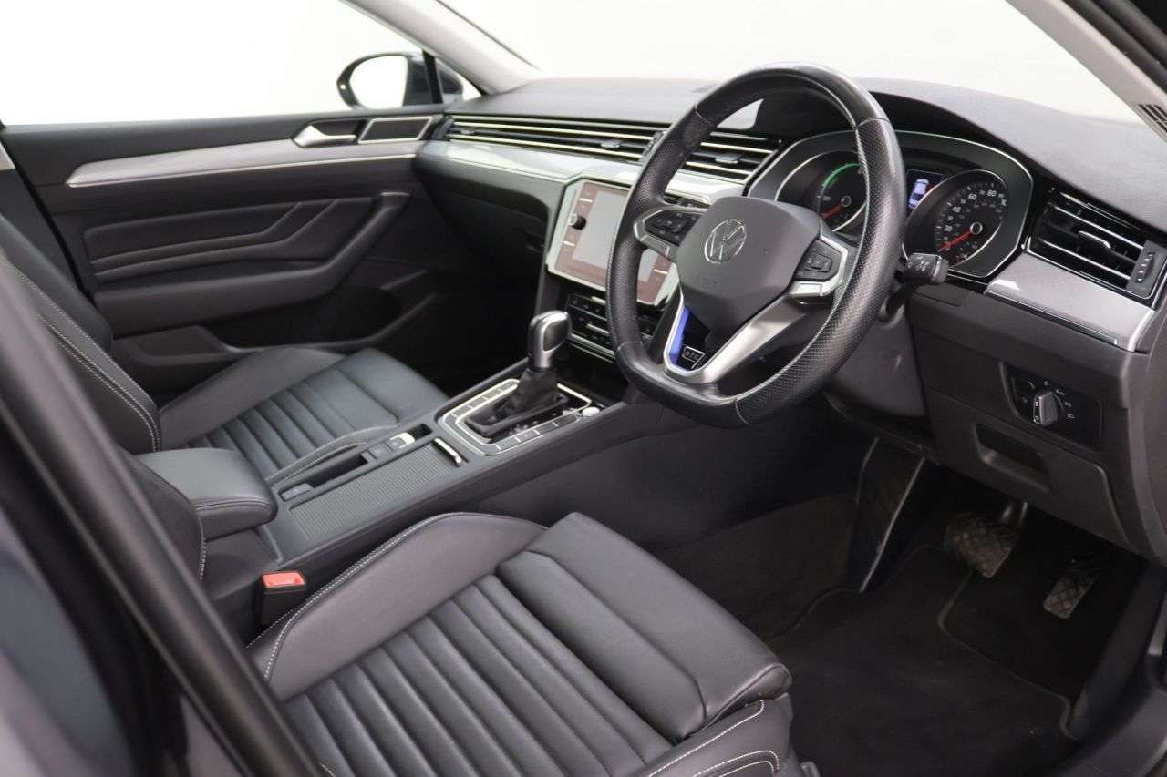 2022 VOLKSWAGEN PASSAT 2022 VOLKSWAGEN PASSAT