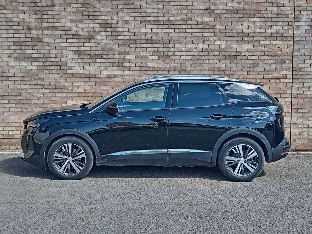 A 2022 PEUGEOT 3008 1.6 13.2kWh Allure Premium SUV 5dr Petrol Plug-in Hybrid e-EAT Euro 6 (s/s) A 2022 PEUGEOT 3008 1.6 13.2kWh Allure Premium SUV 5dr Petrol Plug-in Hybrid e-EAT Euro 6 (s/s)
