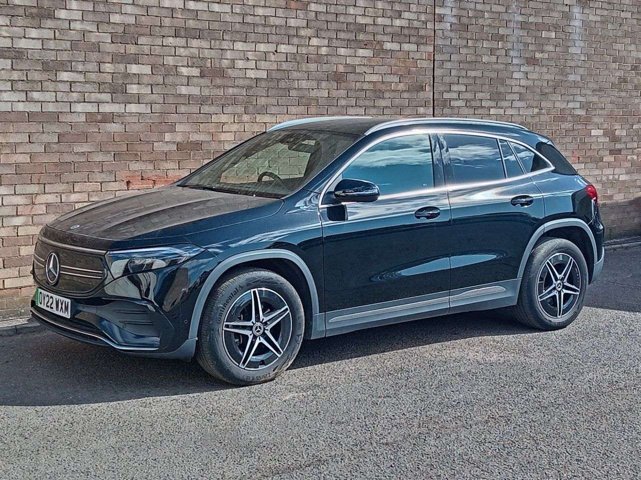 A 2022 MERCEDES-BENZ EQA EQA 250 66.5kWh AMG Line SUV 5dr Electric Auto (190 ps) A 2022 MERCEDES-BENZ EQA EQA 250 66.5kWh AMG Line SUV 5dr Electric Auto (190 ps)