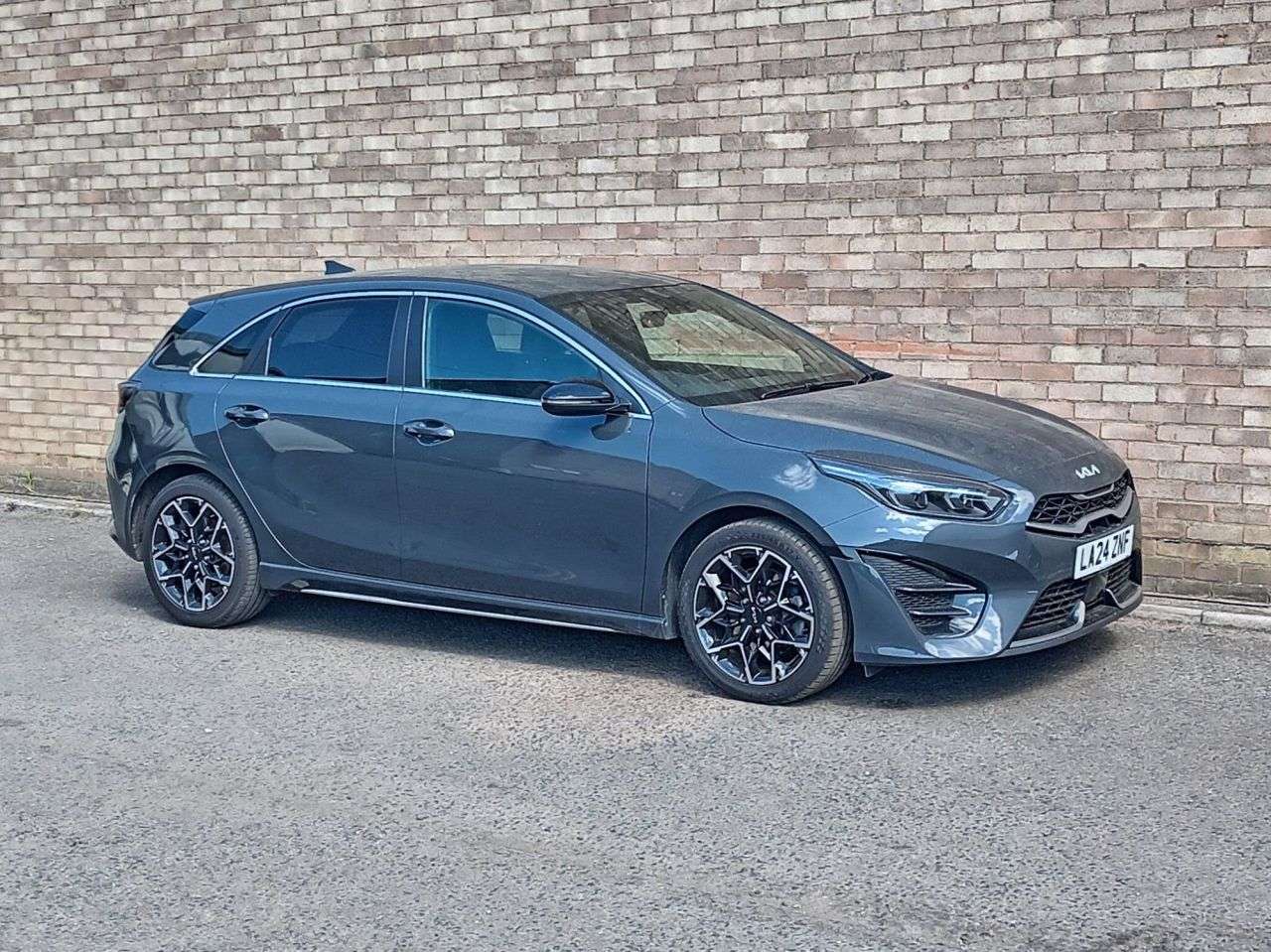 A 2024 KIA CEED 1.5 T-GDi GT-Line Hatchback 5dr Petrol Manual Euro 6 (s/s) (158 bhp) A 2024 KIA CEED 1.5 T-GDi GT-Line Hatchback 5dr Petrol Manual Euro 6 (s/s) (158 bhp)