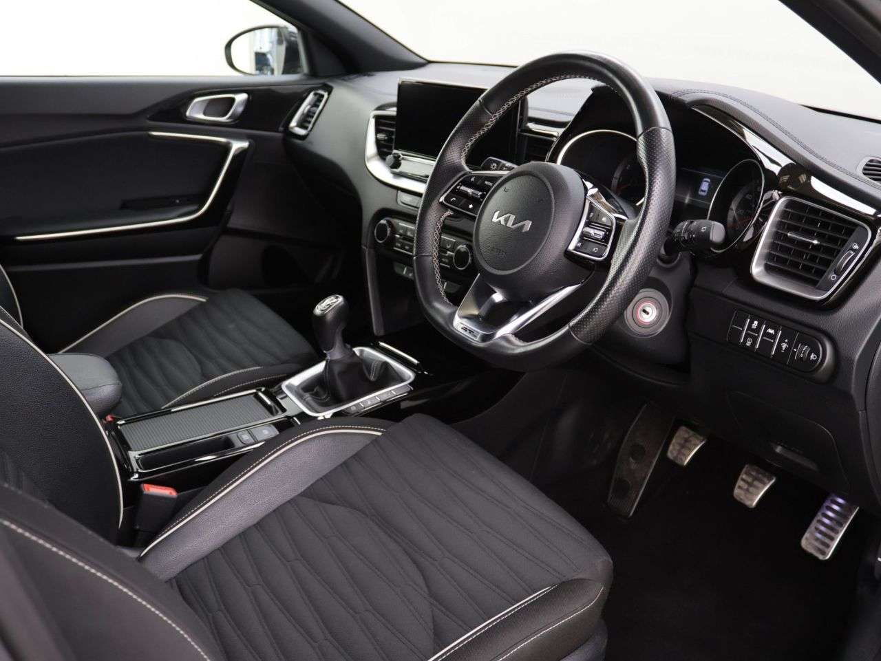 2024 KIA CEED 2024 KIA CEED