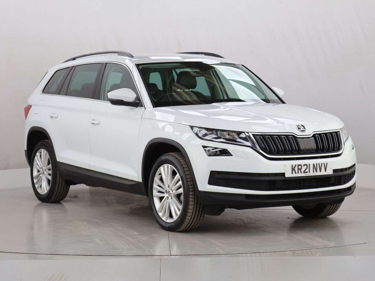 A 2021 SKODA KODIAQ 1.5 TSI ACT SE L SUV 5dr Petrol DSG Euro 6 (s/s) (7 Seat) (150 ps) A 2021 SKODA KODIAQ 1.5 TSI ACT SE L SUV 5dr Petrol DSG Euro 6 (s/s) (7 Seat) (150 ps)