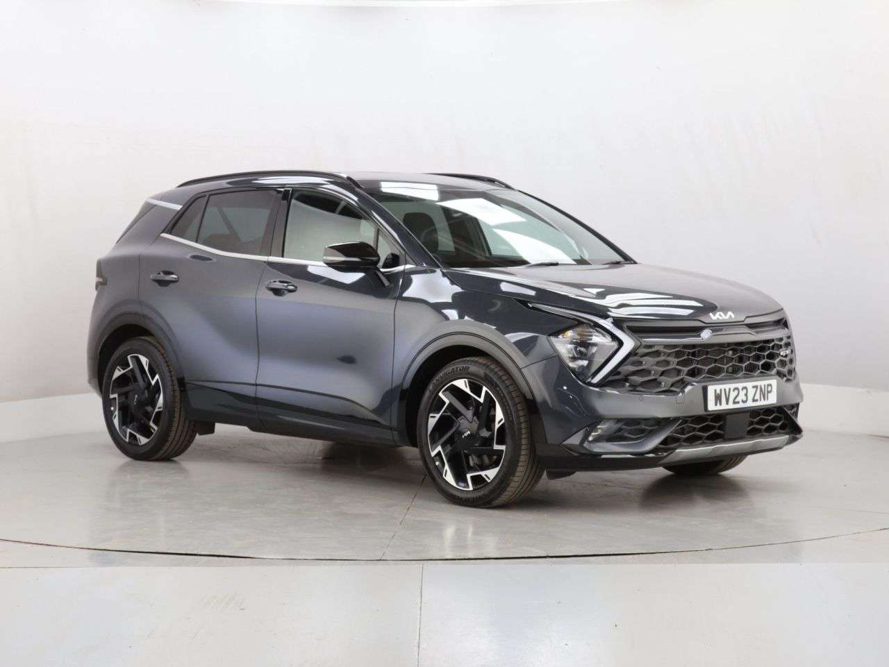 A 2023 KIA SPORTAGE 1.6 T-GDi MHEV GT-Line SUV 5dr Petrol Hybrid DCT Euro 6 (s/s) (148 bhp) A 2023 KIA SPORTAGE 1.6 T-GDi MHEV GT-Line SUV 5dr Petrol Hybrid DCT Euro 6 (s/s) (148 bhp)