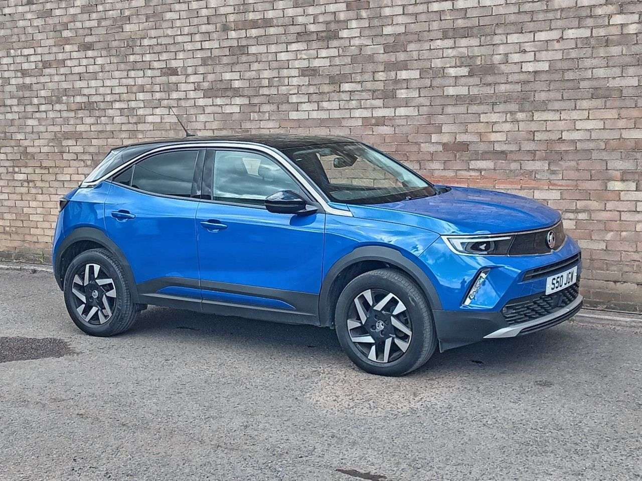 A 2021 VAUXHALL MOKKA 1.2 Turbo Elite Nav SUV 5dr Petrol Manual Euro 6 (s/s) (130 ps) A 2021 VAUXHALL MOKKA 1.2 Turbo Elite Nav SUV 5dr Petrol Manual Euro 6 (s/s) (130 ps)