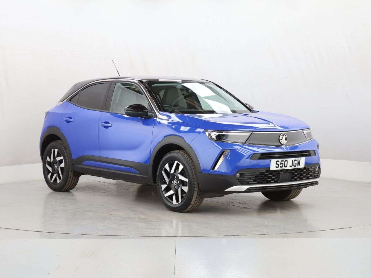 A 2021 VAUXHALL MOKKA 1.2 Turbo Elite Nav SUV 5dr Petrol Manual Euro 6 (s/s) (130 ps) A 2021 VAUXHALL MOKKA 1.2 Turbo Elite Nav SUV 5dr Petrol Manual Euro 6 (s/s) (130 ps)