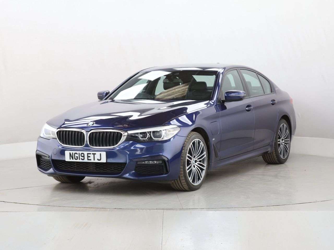 2019 BMW 5 SERIES 2019 BMW 5 SERIES