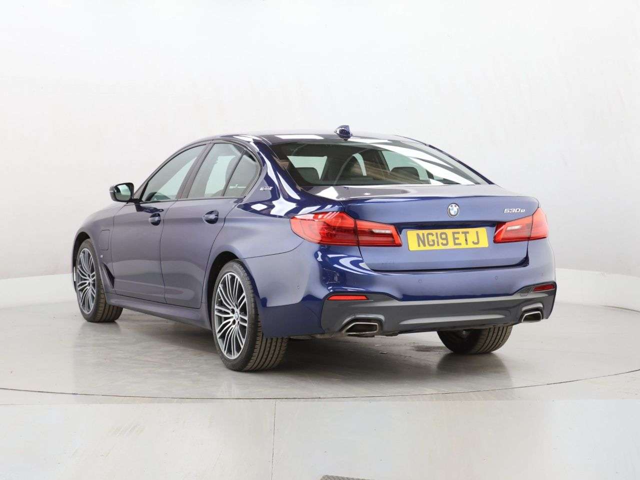 2019 BMW 5 SERIES 2019 BMW 5 SERIES