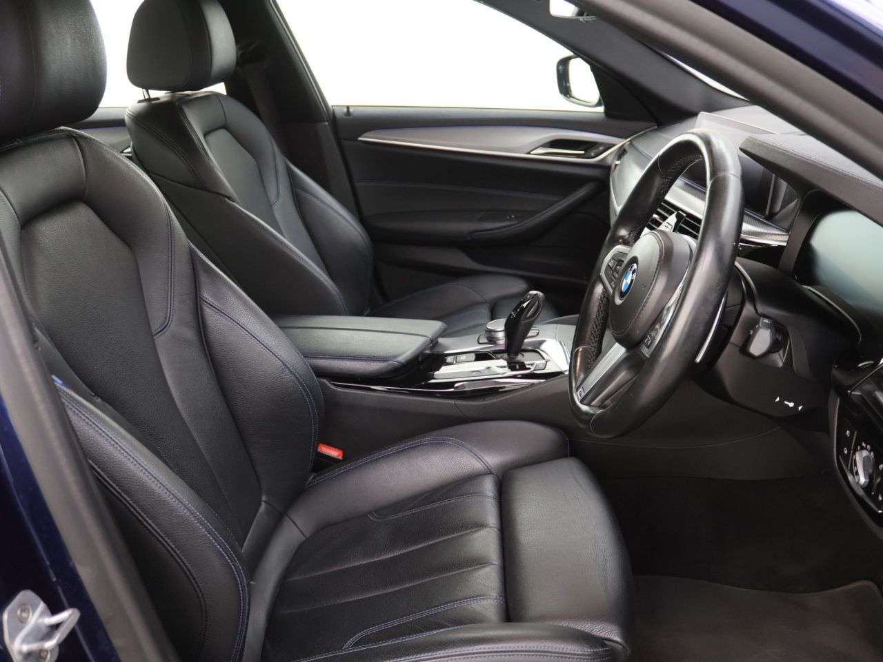 2019 BMW 5 SERIES 2019 BMW 5 SERIES