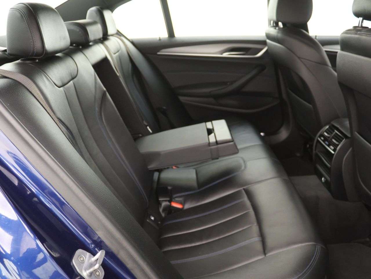 2019 BMW 5 SERIES 2019 BMW 5 SERIES