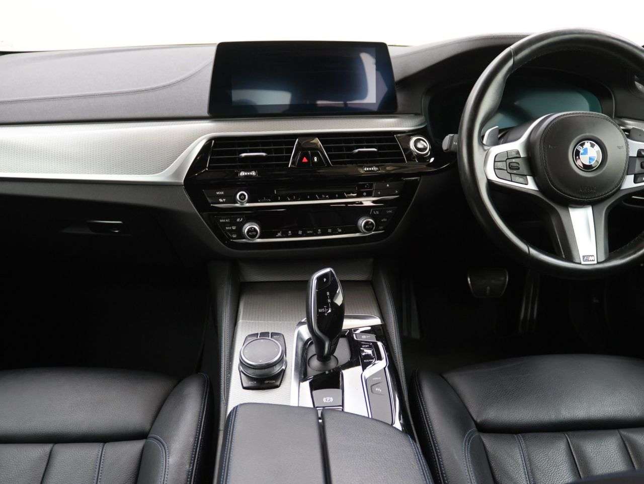2019 BMW 5 SERIES 2019 BMW 5 SERIES