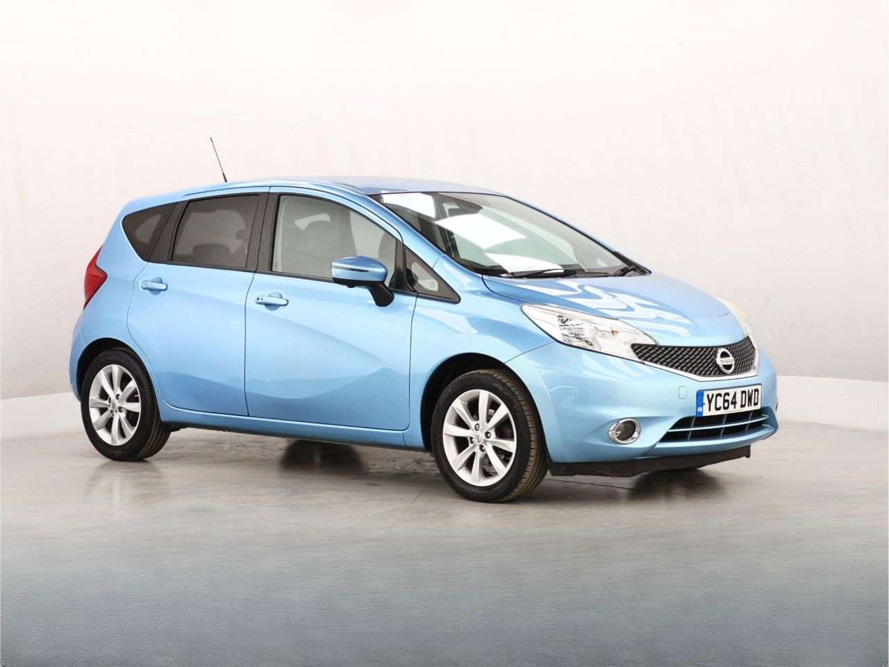A 2014 NISSAN NOTE 1.2 DIG-S Tekna Hatchback 5dr Petrol Manual Euro 5 (s/s) (98 ps) A 2014 NISSAN NOTE 1.2 DIG-S Tekna Hatchback 5dr Petrol Manual Euro 5 (s/s) (98 ps)