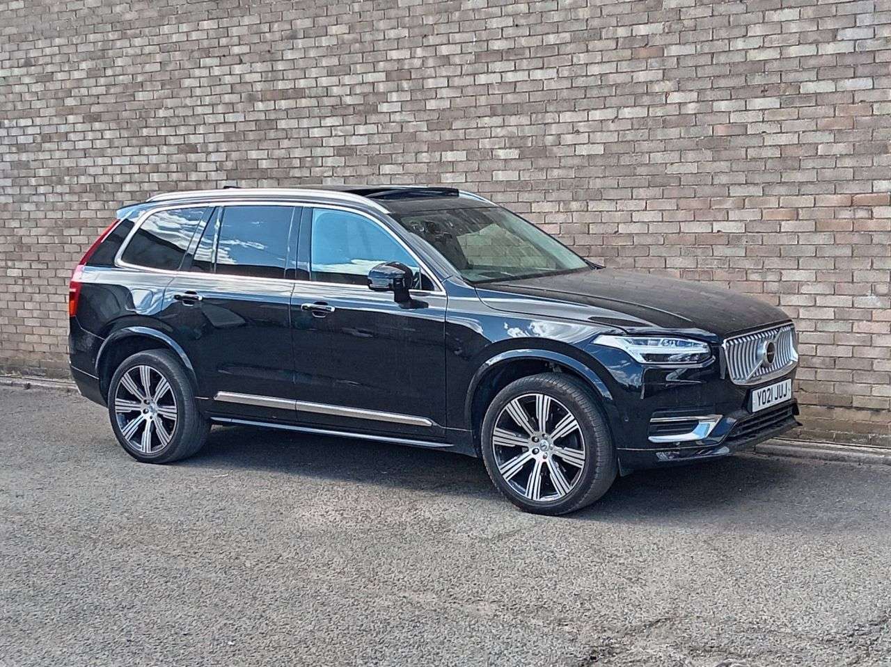 A 2021 VOLVO XC90 2.0 B5 MHEV Inscription Pro SUV 5dr Diesel Hybrid Auto 4WD Euro 6 (s/s) (23 A 2021 VOLVO XC90 2.0 B5 MHEV Inscription Pro SUV 5dr Diesel Hybrid Auto 4WD Euro 6 (s/s) (23