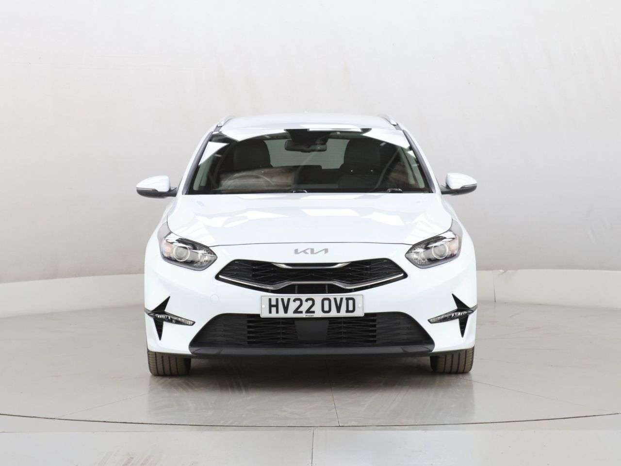 A 2022 KIA CEED 1.5 T-GDi 3 Sportswagon 5dr Petrol Manual Euro 6 (s/s) (158 bhp) A 2022 KIA CEED 1.5 T-GDi 3 Sportswagon 5dr Petrol Manual Euro 6 (s/s) (158 bhp)