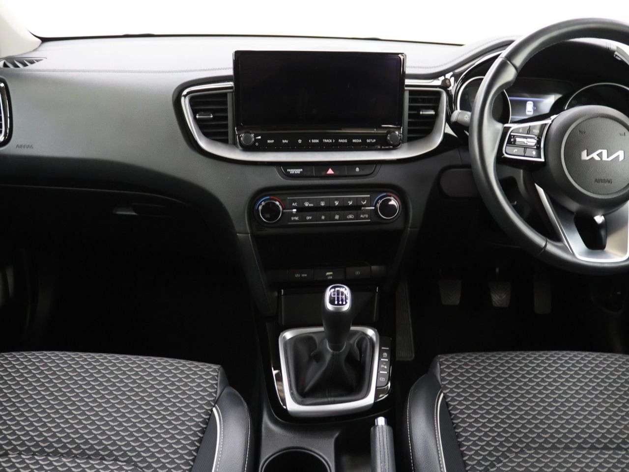 2022 KIA CEED 2022 KIA CEED