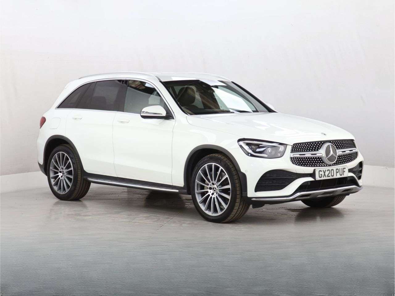 A 2020 MERCEDES-BENZ GLC CLASS 2.0 GLC300d AMG Line (Premium) SUV 5dr Diesel G-Tronic+ 4MATIC Euro 6 (s/s) A 2020 MERCEDES-BENZ GLC CLASS 2.0 GLC300d AMG Line (Premium) SUV 5dr Diesel G-Tronic+ 4MATIC Euro 6 (s/s)