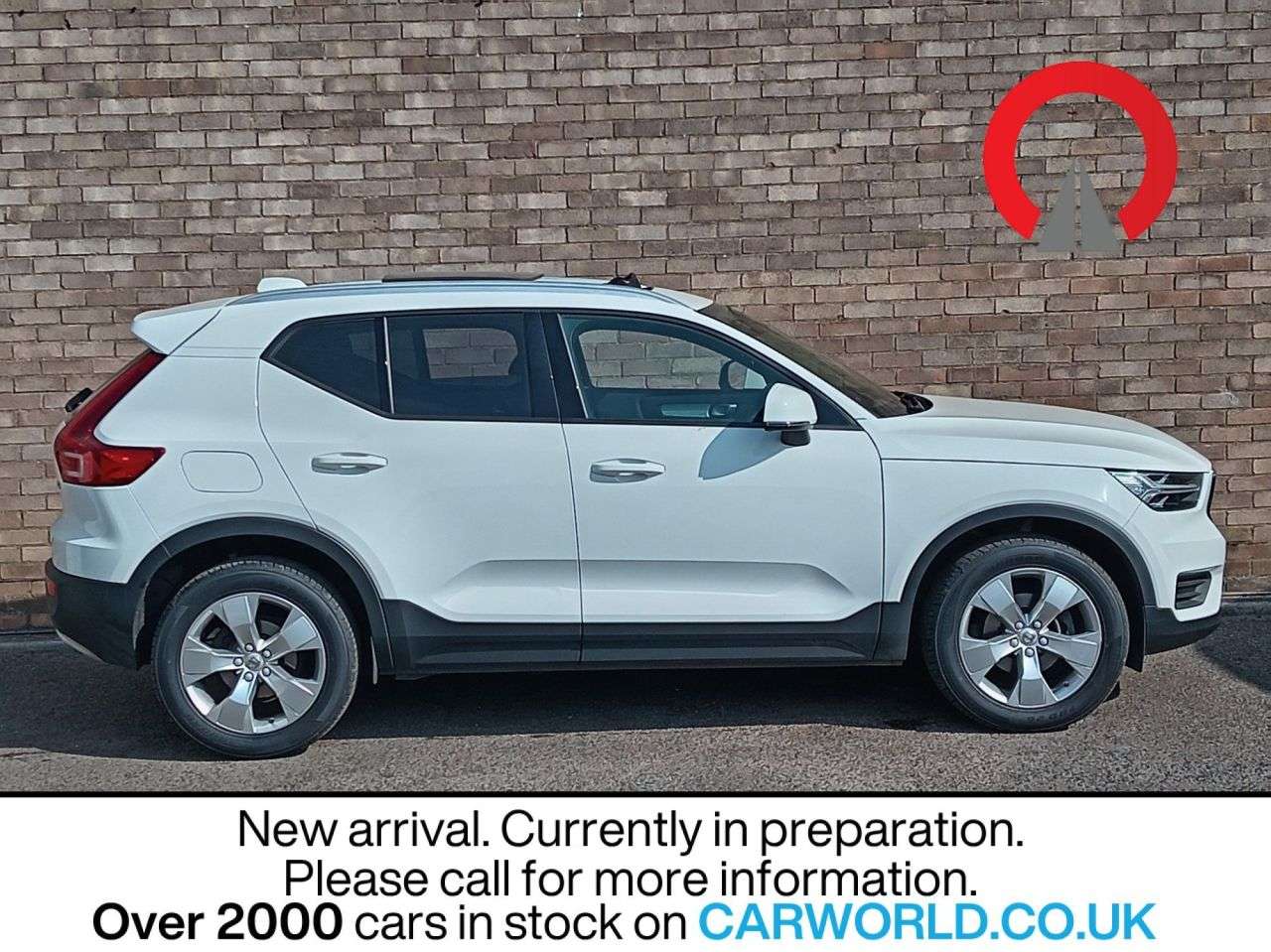 A 2022 VOLVO XC40 1.5 T3 Momentum SUV 5dr Petrol Auto Euro 6 (s/s) (163 ps) A 2022 VOLVO XC40 1.5 T3 Momentum SUV 5dr Petrol Auto Euro 6 (s/s) (163 ps)