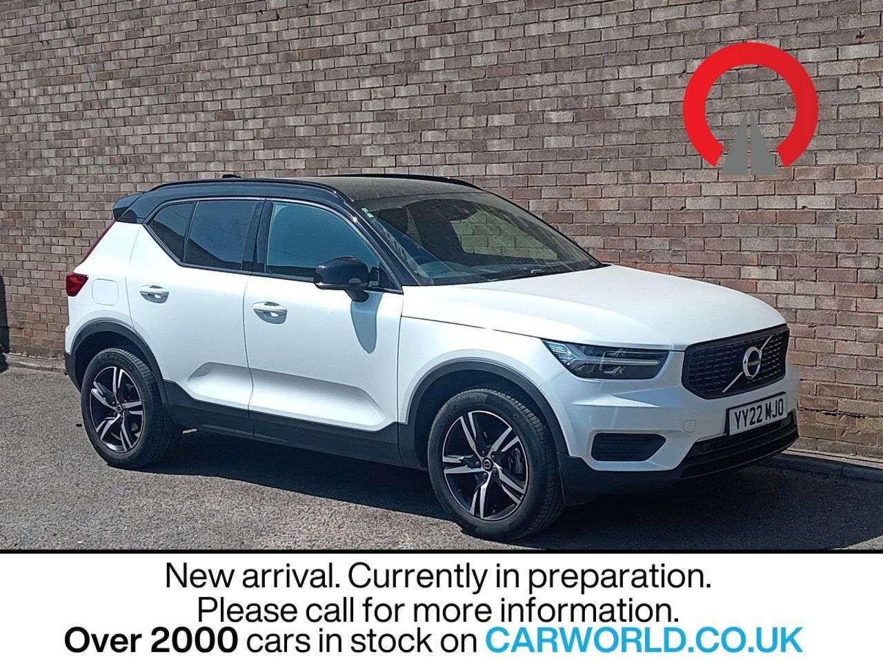 A 2022 VOLVO XC40 1.5 T3 R-Design SUV 5dr Petrol Manual Euro 6 (s/s) (163 ps) A 2022 VOLVO XC40 1.5 T3 R-Design SUV 5dr Petrol Manual Euro 6 (s/s) (163 ps)