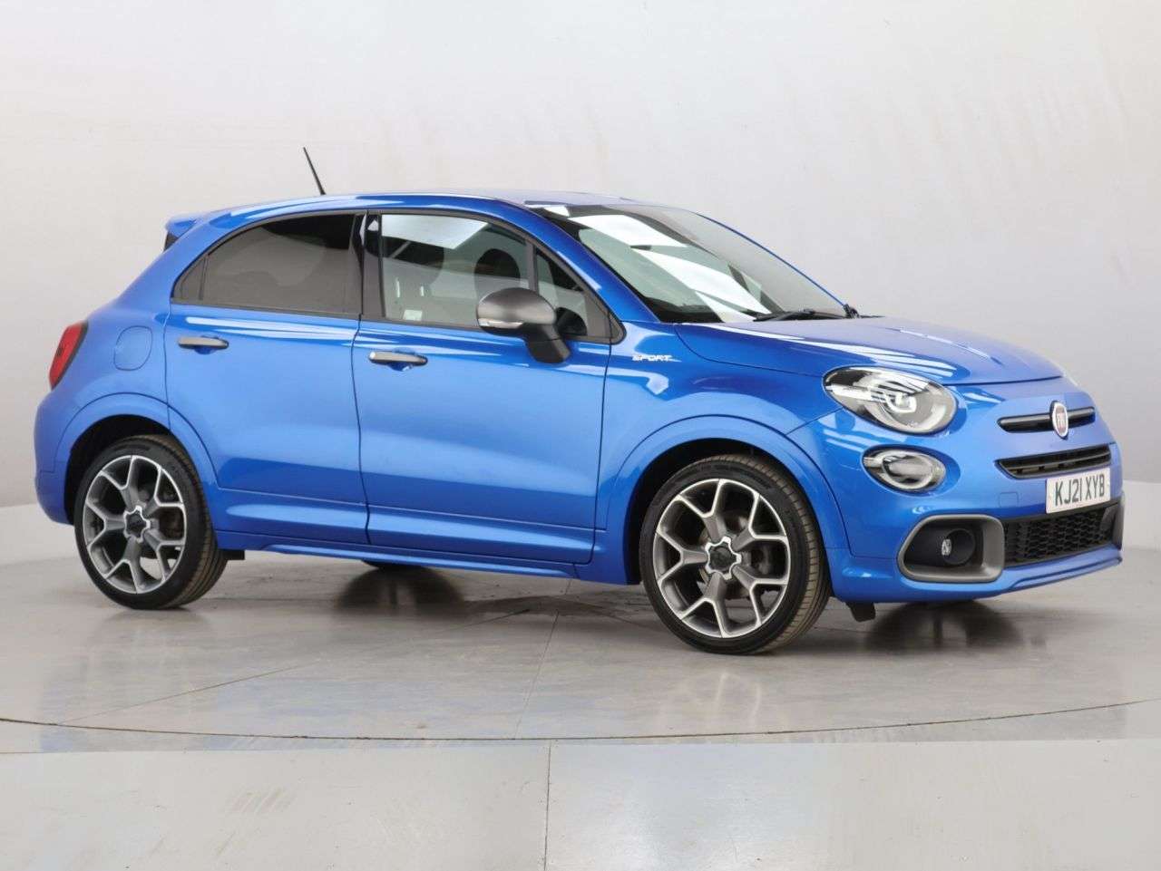 A 2021 FIAT 500X 1.0 FireFly Turbo Sport SUV 5dr Petrol Manual Euro 6 (s/s) (120 bhp) A 2021 FIAT 500X 1.0 FireFly Turbo Sport SUV 5dr Petrol Manual Euro 6 (s/s) (120 bhp)