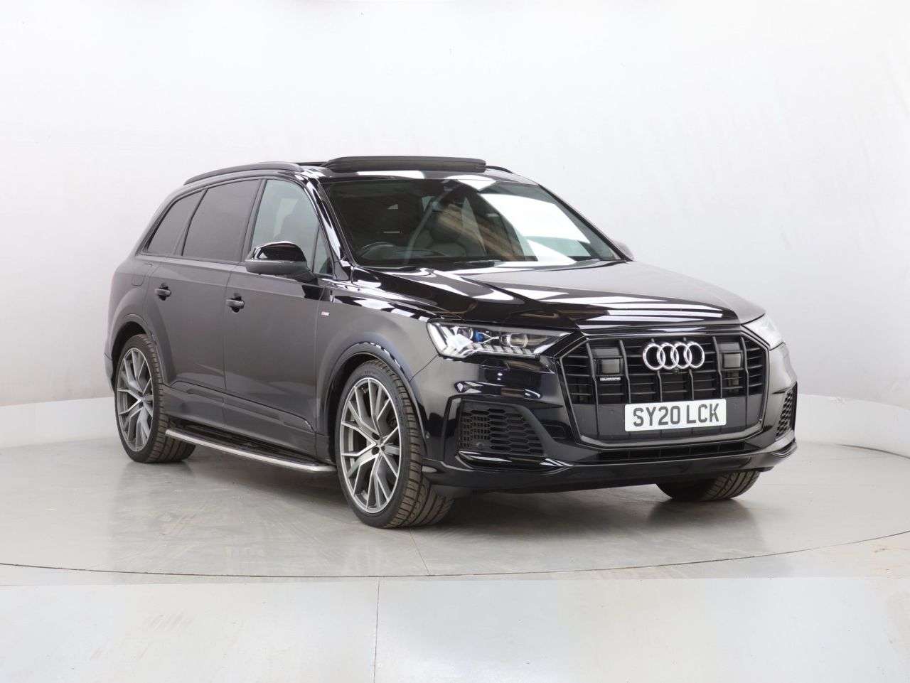 A 2020 AUDI Q7 TFSI QUATTRO S LINE VORSPRUNG A 2020 AUDI Q7 TFSI QUATTRO S LINE VORSPRUNG